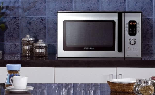 Kuchenka mikrofalowa CE107BAF / BAF-S