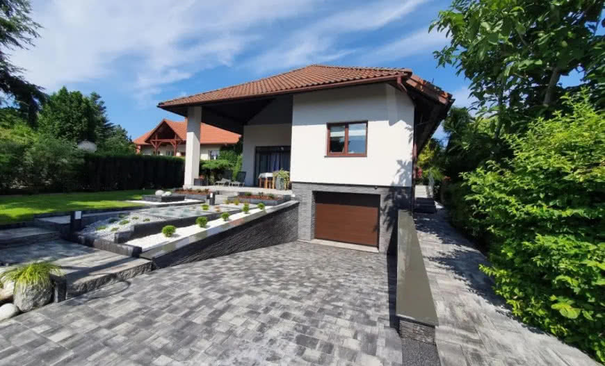 Nawierzchnie na pochyłościach – oszczędzaj czas i pieniądze