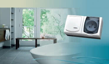 Gniazda natynkowe – bezpieczeństwo, czy oryginalny design?