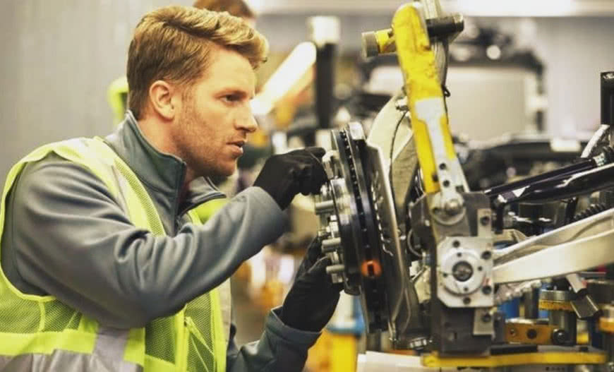 Zalety systematycznej konserwacji maszyn i urządzeń przemysłowych