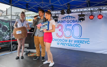 Saint-Gobain świętuje 350-lecia Grupy z Pracownikami