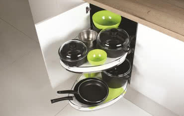 Jak zorganizować strefę przechowywania w kuchni?