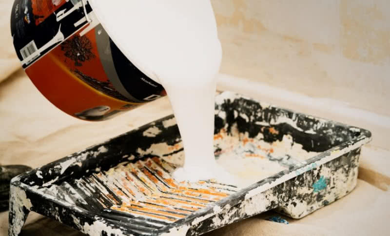 Jak dobrać farbę do wnętrza? Rodzaje farb i ich przeznaczenie