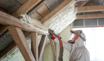 Przewodnik po pianach PUR: fundament, poddasze, elewacja – co izolować i czym?