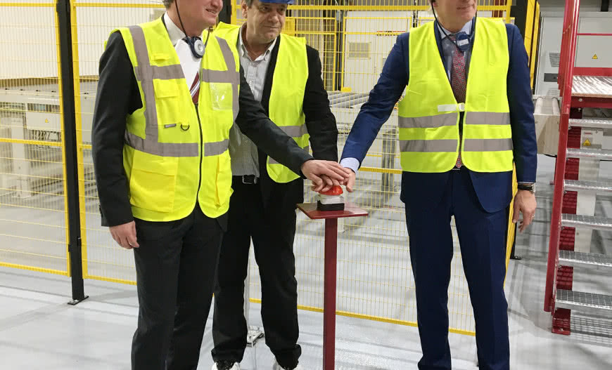 Pfleiderer uruchamia największą na świecie linię lakierniczą w technologii Hot Coating