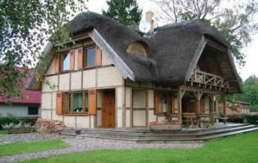 Drewniane oblicze domu