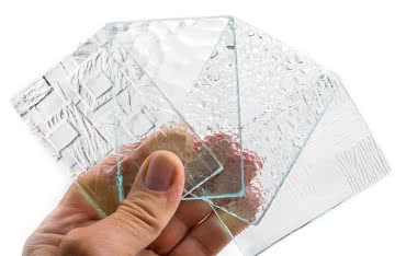 Jakie są rodzaje szyb w oknach? Które wybrać do domu?