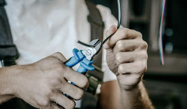 Jakość stali narzędziowej – co daje hartowanie?