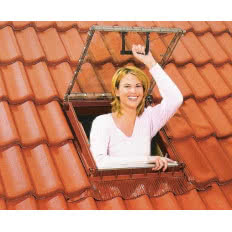 Prismax® - uniwersalny wyłaz dachowy z PVC