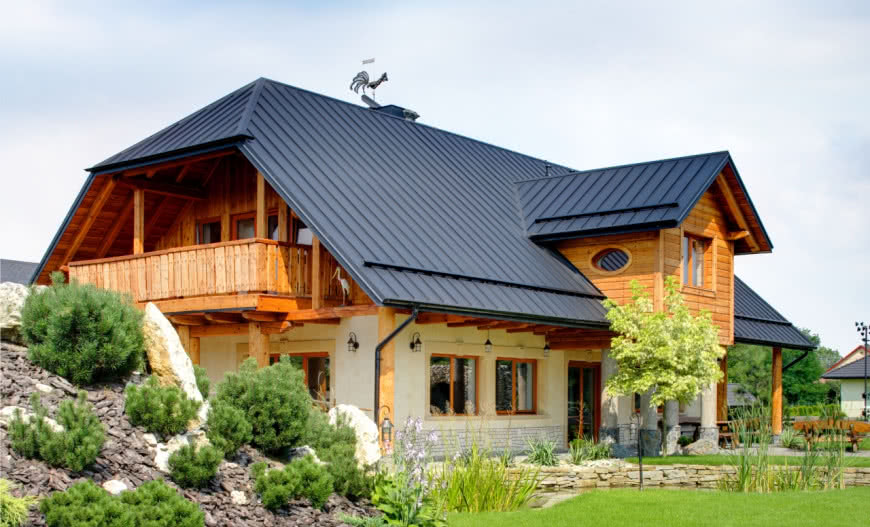 Nowoczesny system łączenia paneli dachowych