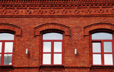 Do czego służy węgarek w oknie?