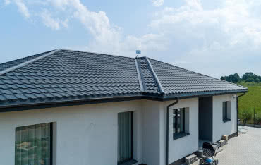Tania blachodachówka na dom – parametry, cena i montaż