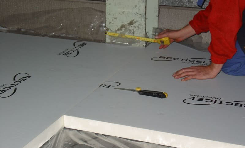 EUROFLOOR - Izolacja podłogi z Recticel Izolacje