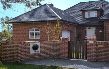 Jakie są cechy i zastosowanie płytek klinkierowych?