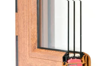 Czym się kierować przy wyborze ciepłych okien?