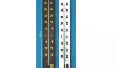 Termometr naścienny na PCV lub drewnie