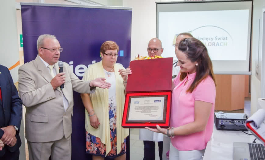 Kolorowe otwarcie odnowionego oddziału szpitala w Żninie