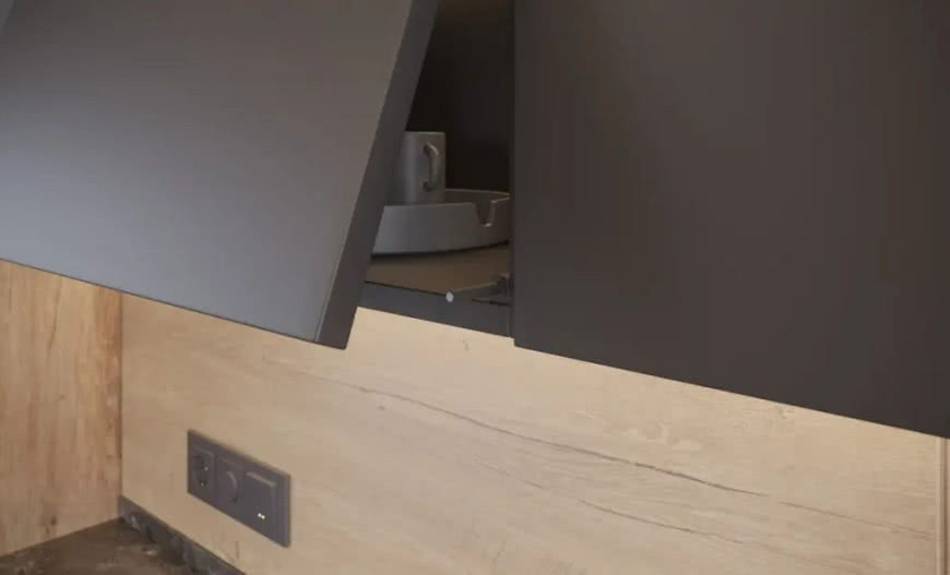 SALTO NOVA: rewolucja w bezuchwytowych meblach