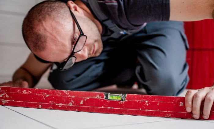 Co onacza reforma pracy delegowanej dla branży budowlanej?