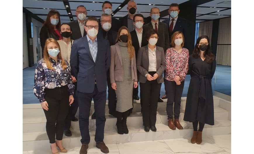 Fala Renowacji staje się stowarzyszeniem