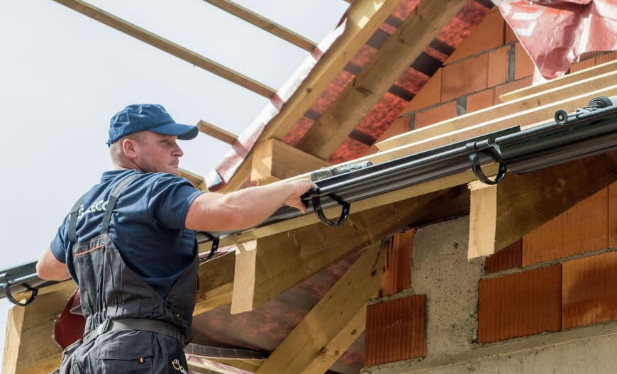 Rodzaje rynien i sposób ich montażu