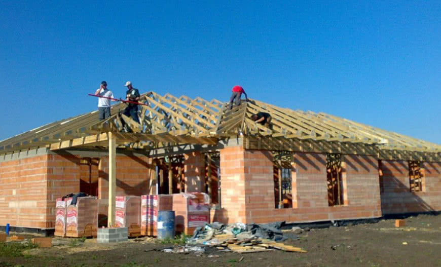 Montaż więźby - na co zwrócić uwagę?