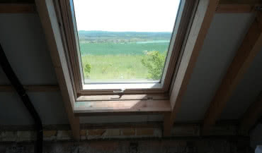 Okno dachowe – prawidłowa wysokość montażu 