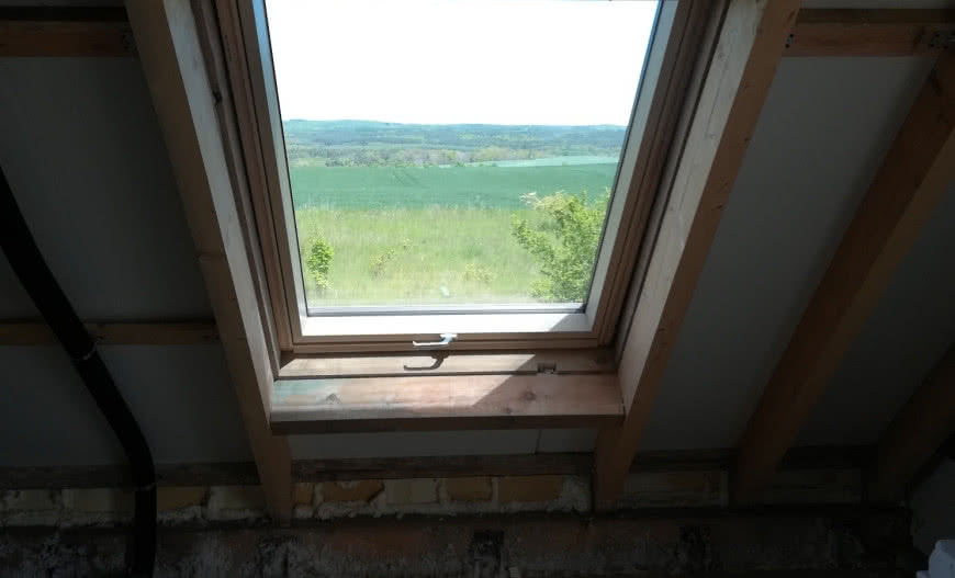 Okno dachowe – prawidłowa wysokość montażu 