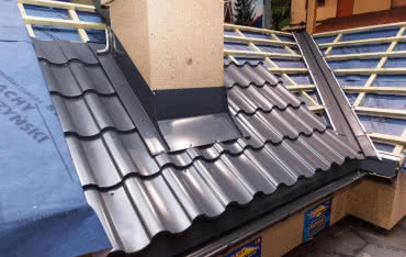 Jak wykonać kosz dachowy? Poradnik