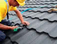 Wymiana pokrycia dachowego i rynien - na co zwracać uwagę?