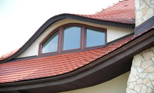 Lukarny i wykusze w nowoczesnym domu