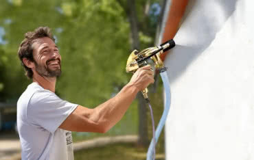 Tynkowanie ścian - kiedy jest najlepszy czas?