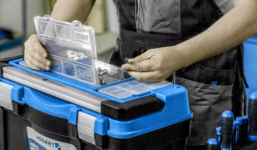 Jak wybrać idealną skrzynkę narzędziową? Porady i wskazówki