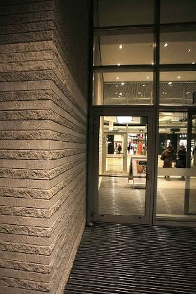 Systemy elewacji wentylowanych NOVABRIK®