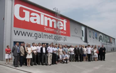 Otwarto nowoczesną halę do produkcji kolektorów słonecznych