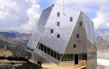 Futurystyczna wizja zamiast cegły