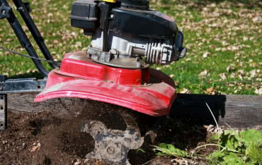 Odchwaszczanie, spulchnianie, przygotowanie gleby - glebogryzarka poradzi sobie z wszystkim!
