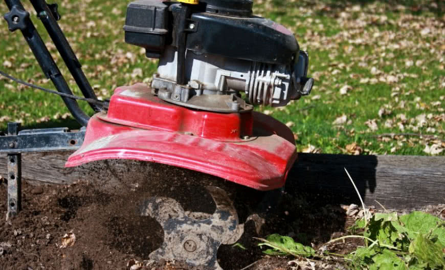 Odchwaszczanie, spulchnianie, przygotowanie gleby - glebogryzarka poradzi sobie z wszystkim!