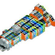 Złączki listwowe TOPJOB® S z bezpieczną technologią zacisku Push-In CAGE CLAMP®