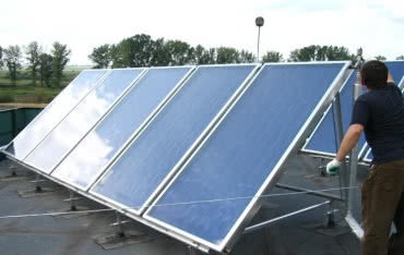 Program dotacji na zakup kolektorów słonecznych - pierwszy rok działań