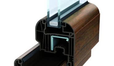 Duże rozmiary i unikalne barwy okien