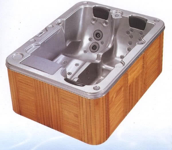 SPA 3 osobowe: 2 miejsca siedzące, 1 leżące