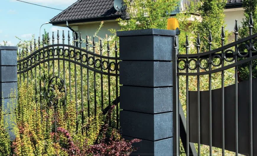 Z jakich materiałów wykonać nowoczesne ogrodzenie?