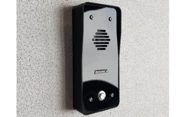 Domofon bezprzewodowy z aplikacją – jak działa i czy warto go kupić?