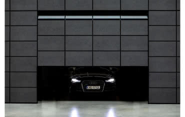 MakroPro 2.0 ELH - nowoczesna brama elewacyjna
