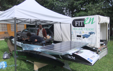 Napęd fotowoltaiczny w turystycznej łódce skonstruowanej przez Polaków
