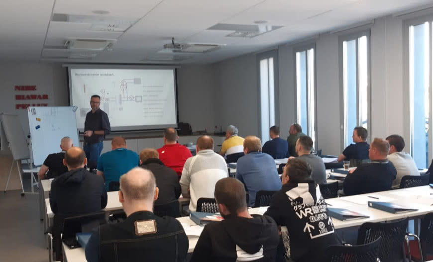 Wiosenna edycja szkoleń technicznych z zakresu pomp ciepła marki NIBE