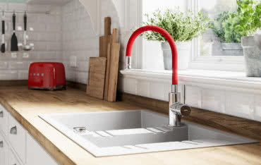 Baterie kuchenne w atrakcyjnych kolorach