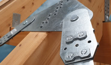 Do czego służy system stężenia wiatrowego?