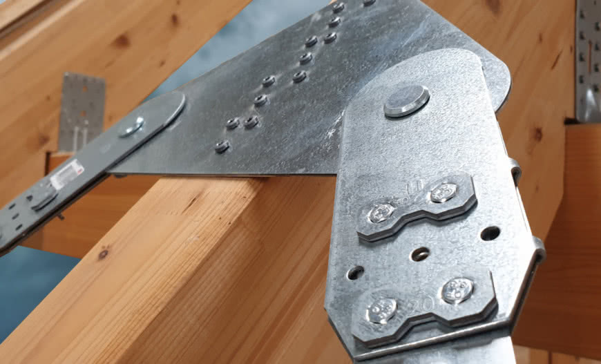 Do czego służy system stężenia wiatrowego?